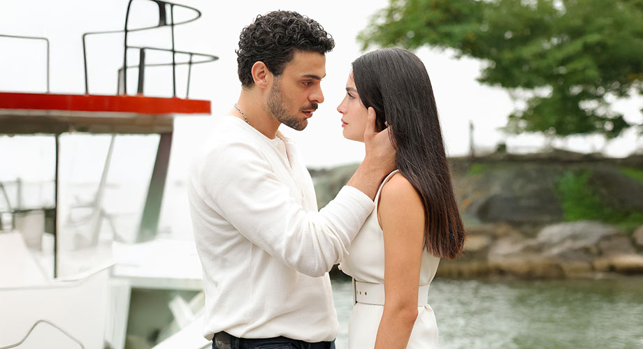 مسلسل عيناك كالبحر الأسود الموسم الاول الحلقة 2 مترجمة