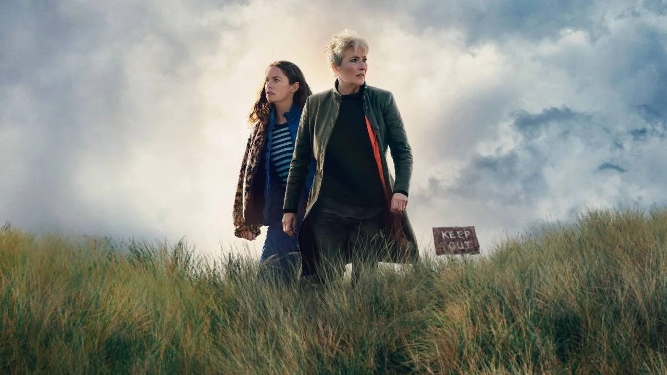 مسلسل Down Cemetery Road مترجم