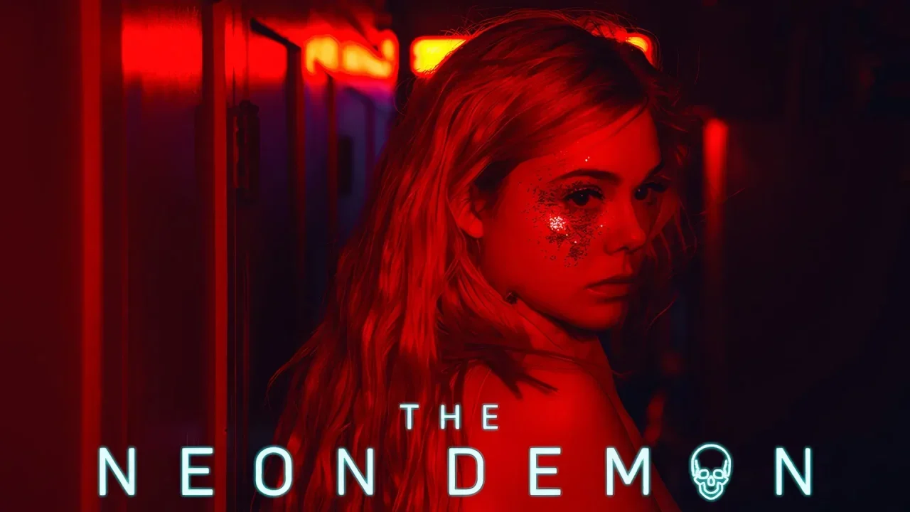 فيلم The Neon Demon ( 2016 ) مترجم